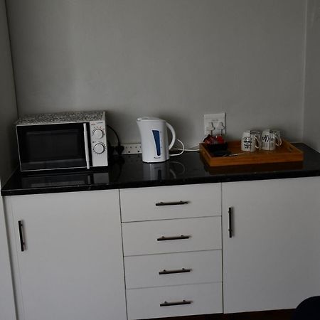 Friendz Guesthouse Knysna Phòng bức ảnh