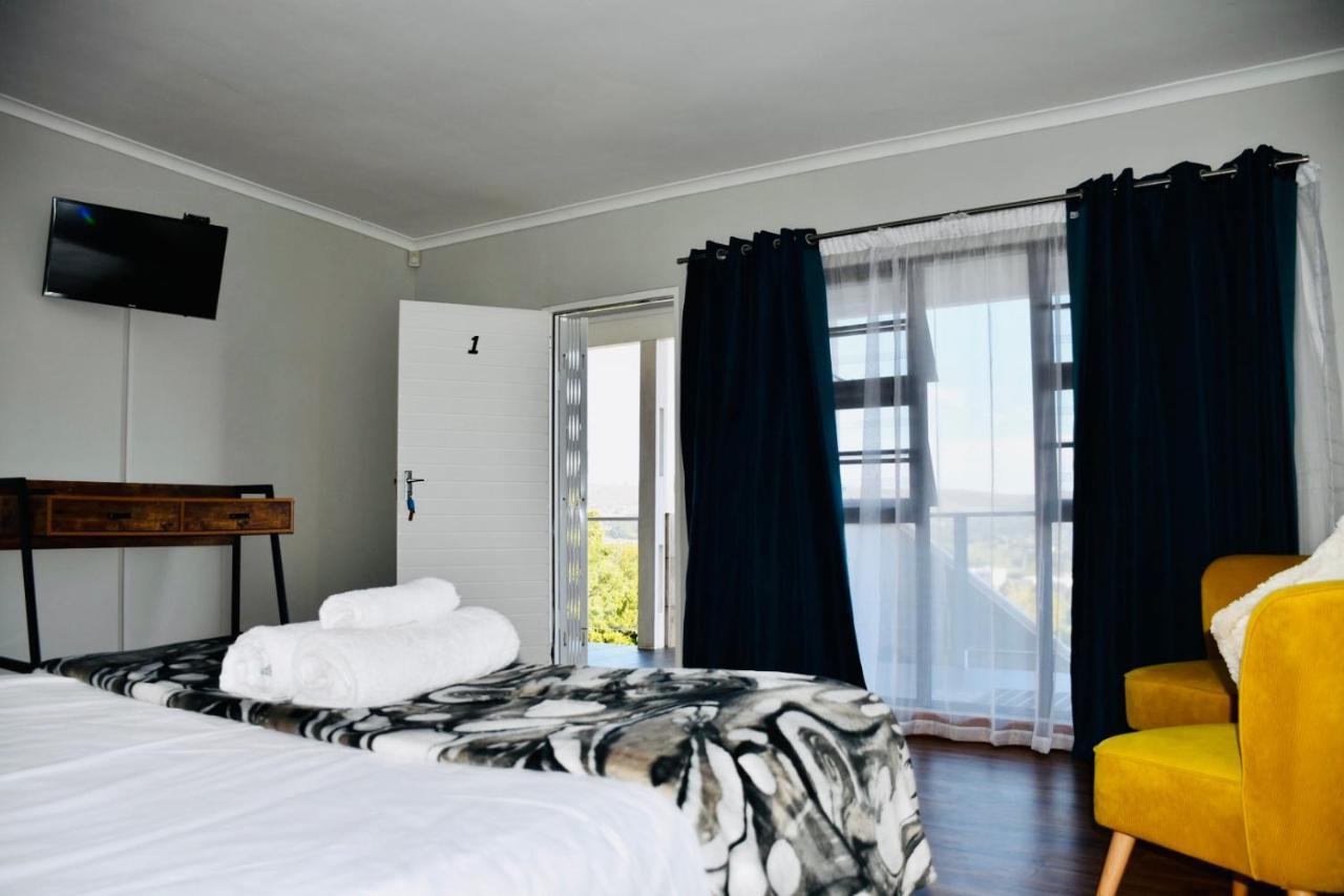 Friendz Guesthouse Knysna Ngoại thất bức ảnh