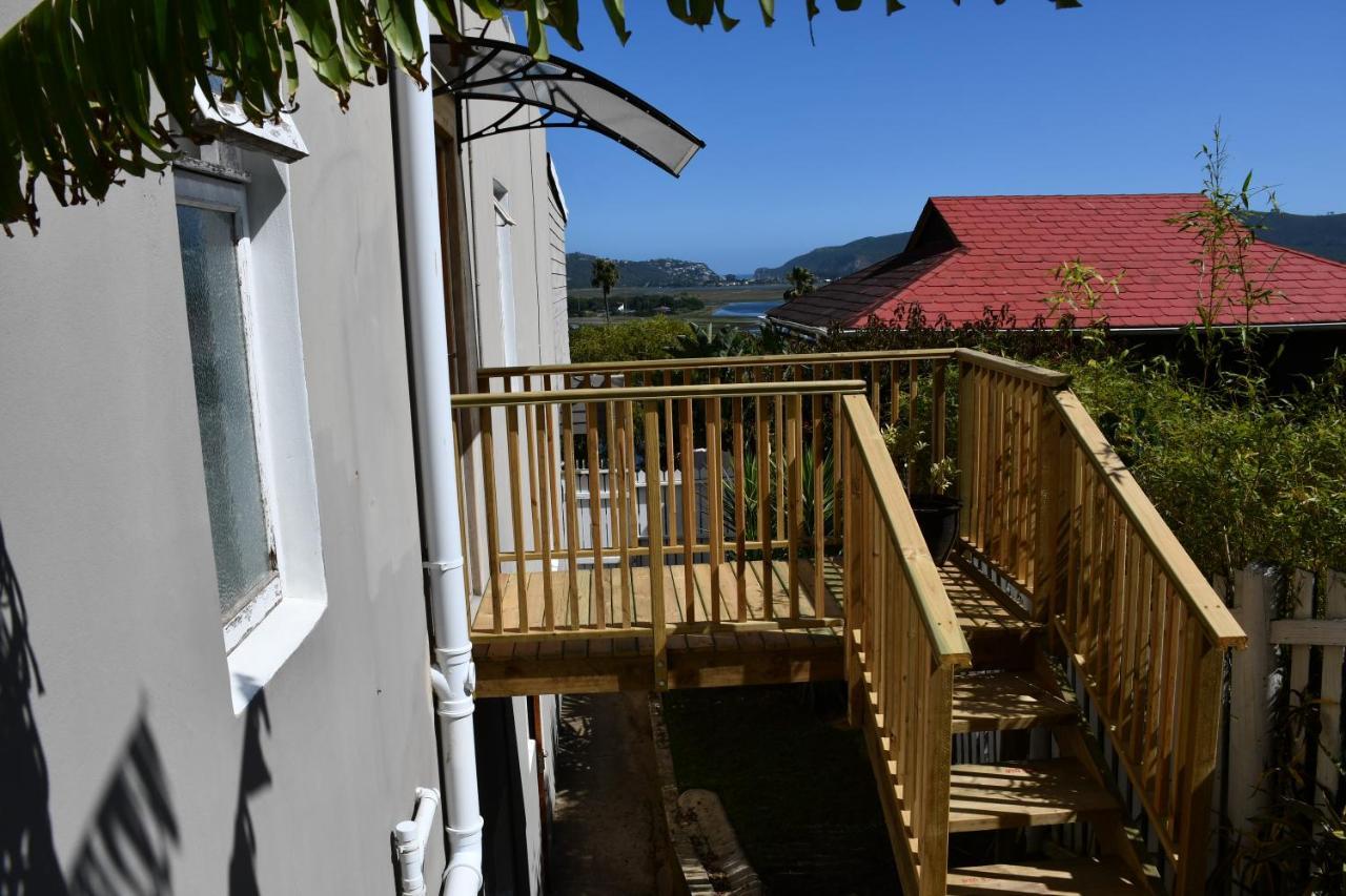 Friendz Guesthouse Knysna Ngoại thất bức ảnh