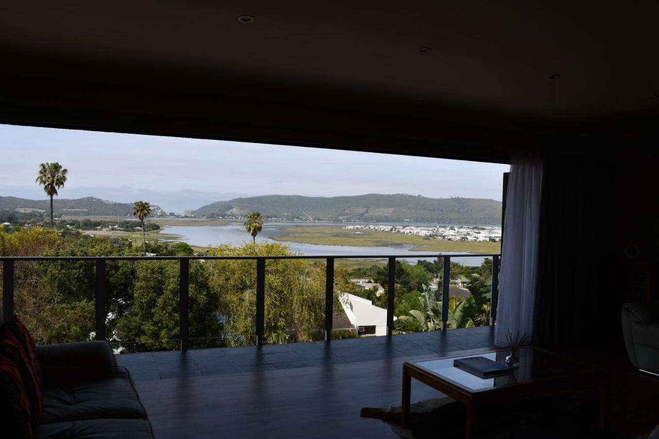 Friendz Guesthouse Knysna Ngoại thất bức ảnh