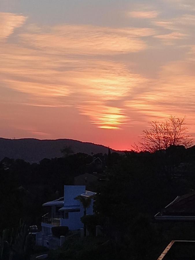 Friendz Guesthouse Knysna Ngoại thất bức ảnh