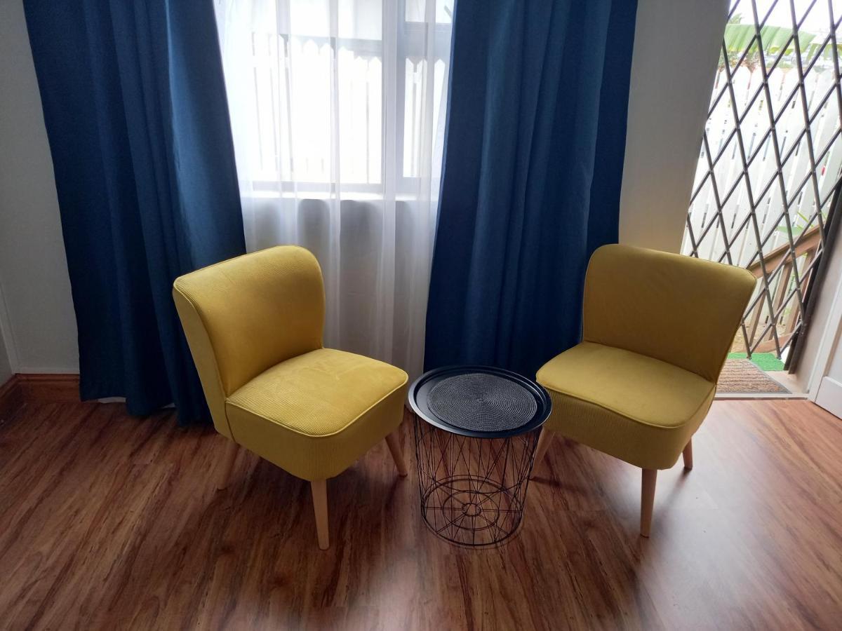 Friendz Guesthouse Knysna Ngoại thất bức ảnh