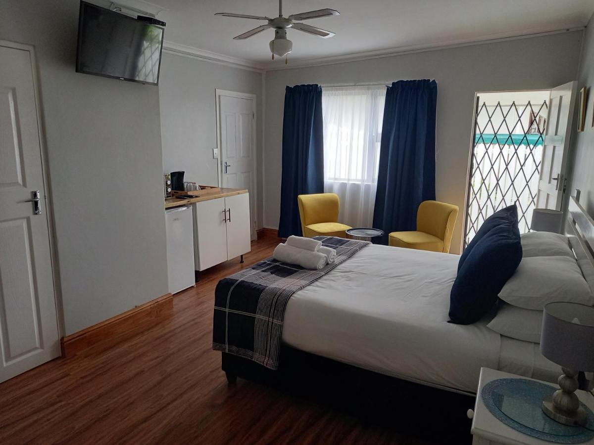Friendz Guesthouse Knysna Ngoại thất bức ảnh