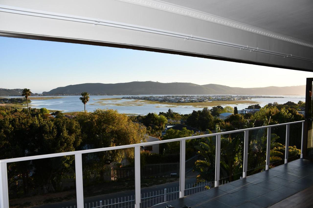 Friendz Guesthouse Knysna Ngoại thất bức ảnh