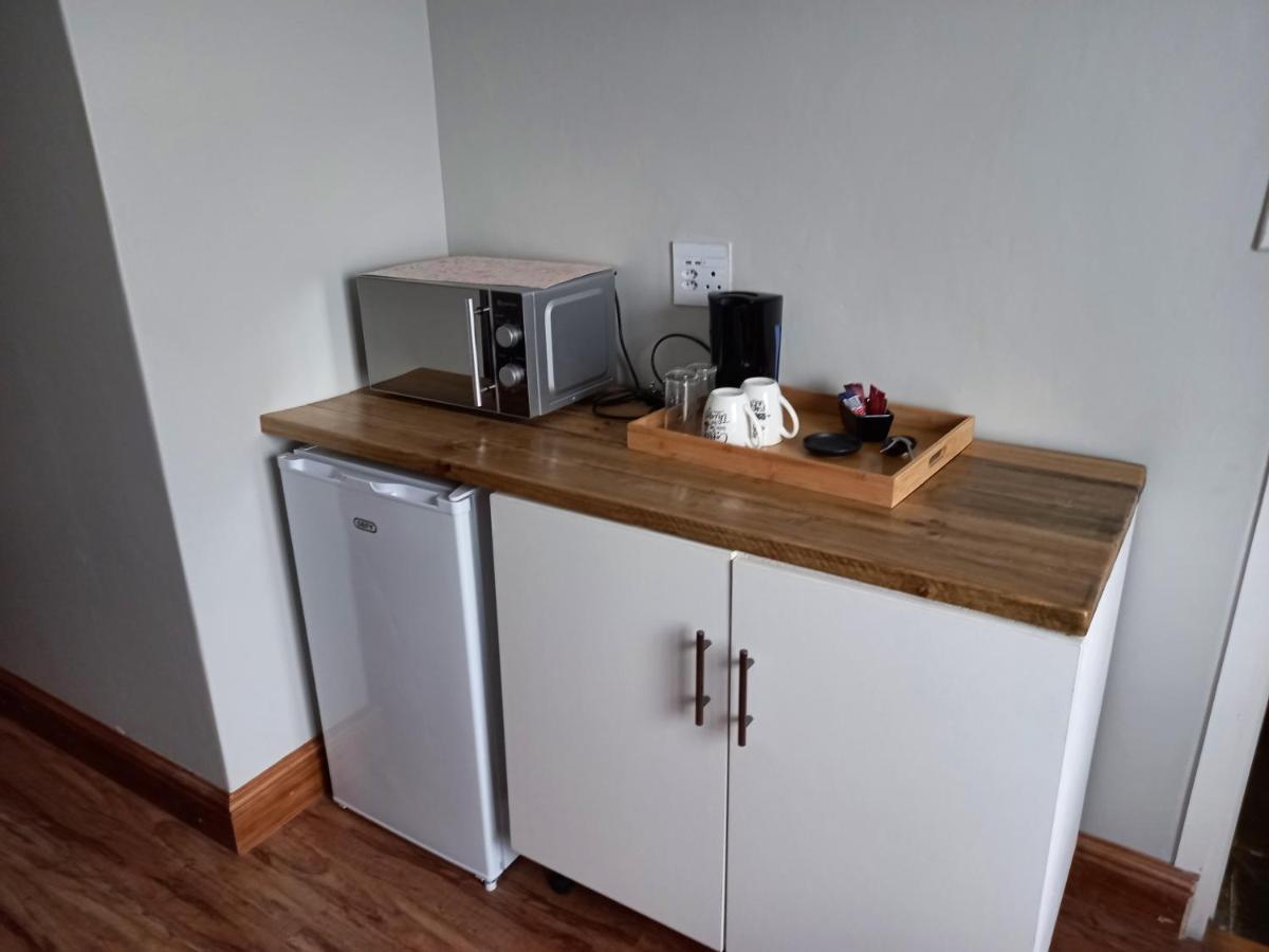 Friendz Guesthouse Knysna Ngoại thất bức ảnh