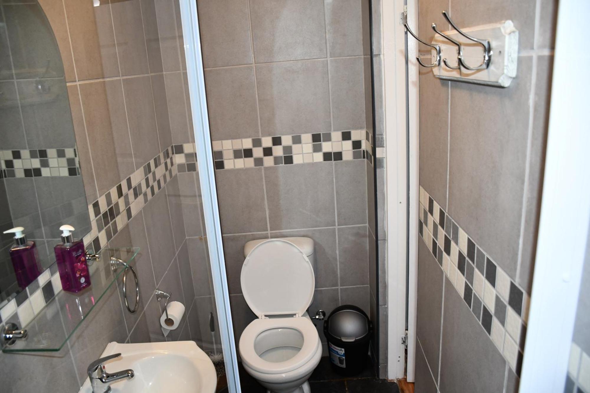 Friendz Guesthouse Knysna Phòng bức ảnh